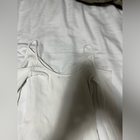 Front tie off the shoulder longsleeve bodysuit - Picture 4 of 5